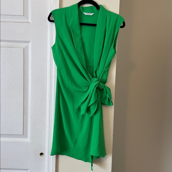 Amanda Uprichard dress - Picture 4 of 9